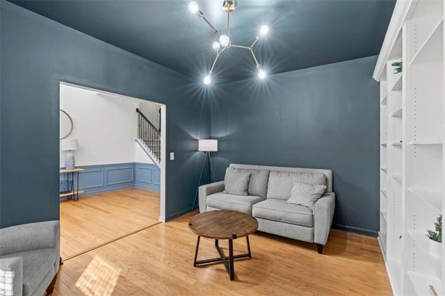 2250 Glenn Valley SW Drive, Marietta, GA 30064