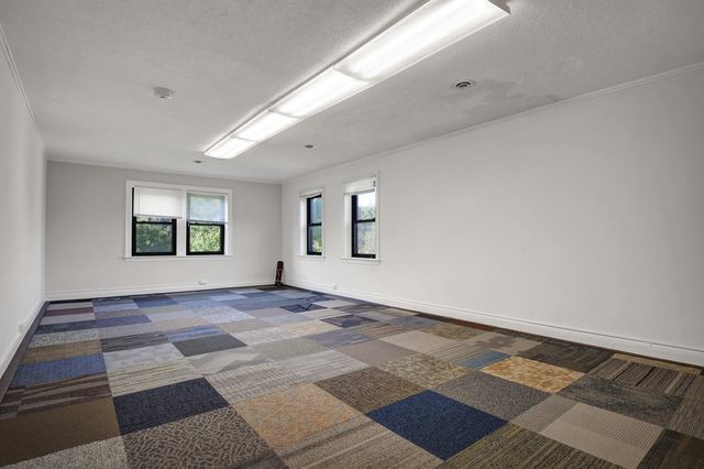 9335 LANDINGS Lane 307, Des Plaines, IL 60016