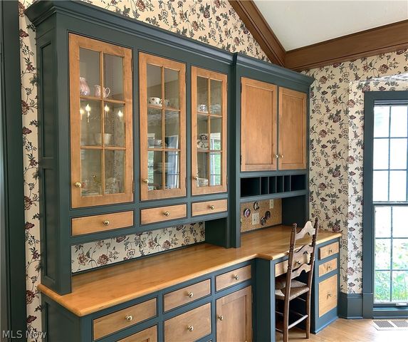 9201 Wilson Mills Road, Chesterland, OH 44026