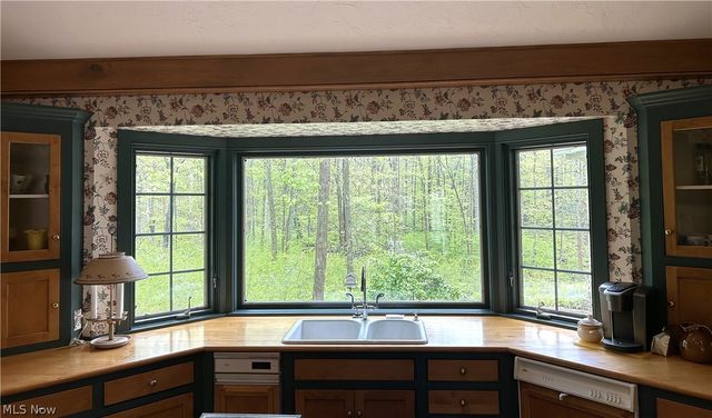 9201 Wilson Mills Road, Chesterland, OH 44026