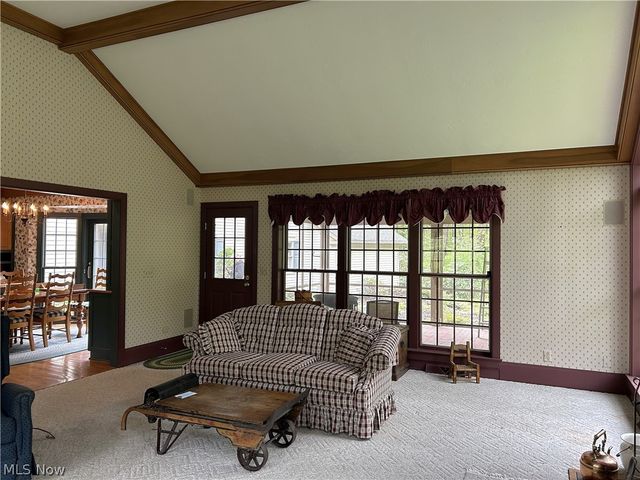 9201 Wilson Mills Road, Chesterland, OH 44026