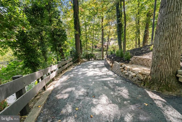 811 SLIGO CREEK PKWY, Takoma Park, MD 20912