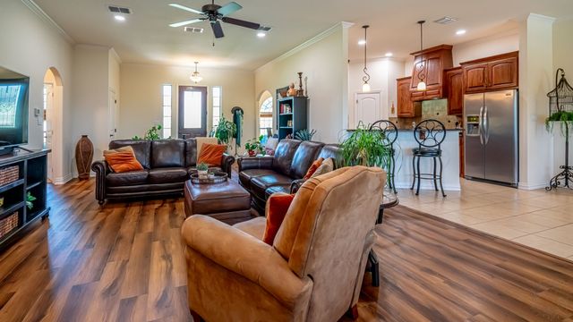 2113 Darby Dan Court, Granbury, TX 76049