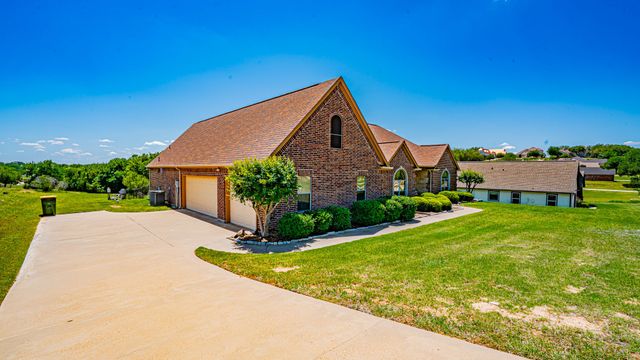 2113 Darby Dan Court, Granbury, TX 76049
