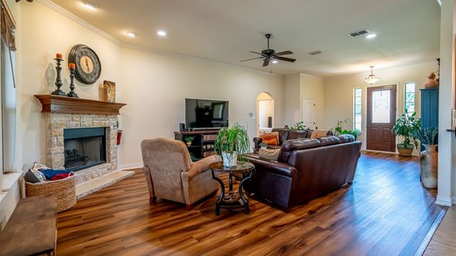 2113 Darby Dan Court, Granbury, TX 76049
