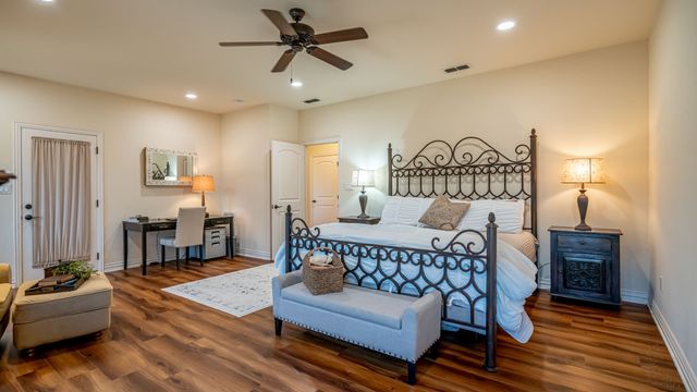 2113 Darby Dan Court, Granbury, TX 76049