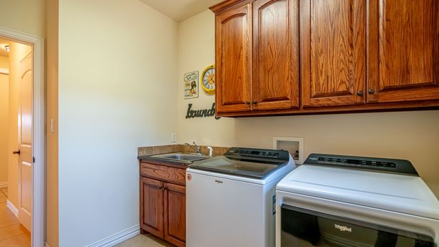 2113 Darby Dan Court, Granbury, TX 76049