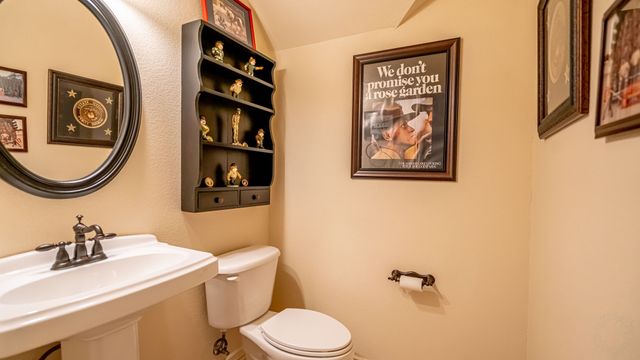 2113 Darby Dan Court, Granbury, TX 76049