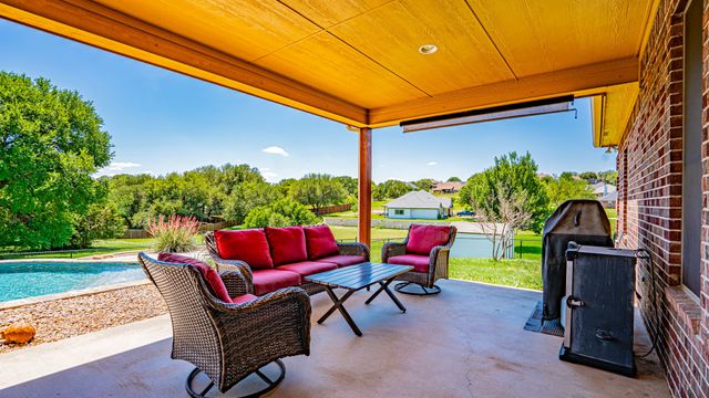 2113 Darby Dan Court, Granbury, TX 76049