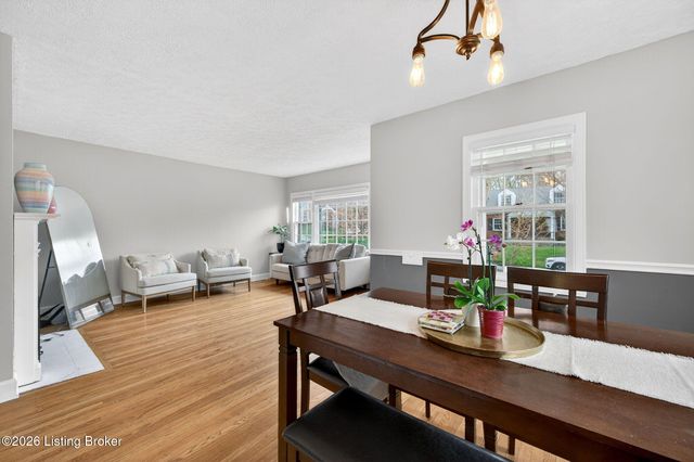 2222 Walterdale Terrace, Louisville, KY 40205