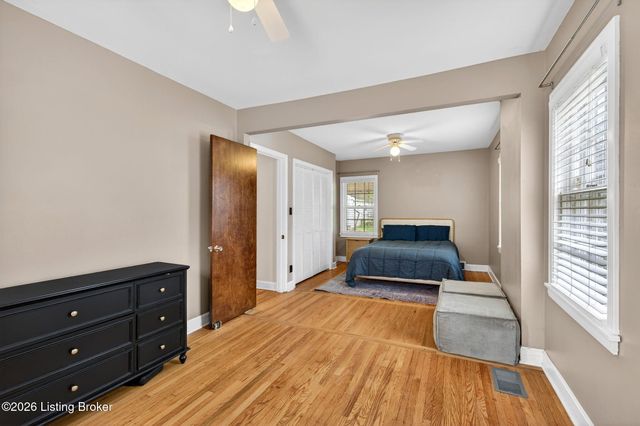 2222 Walterdale Terrace, Louisville, KY 40205