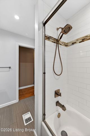 2222 Walterdale Terrace, Louisville, KY 40205