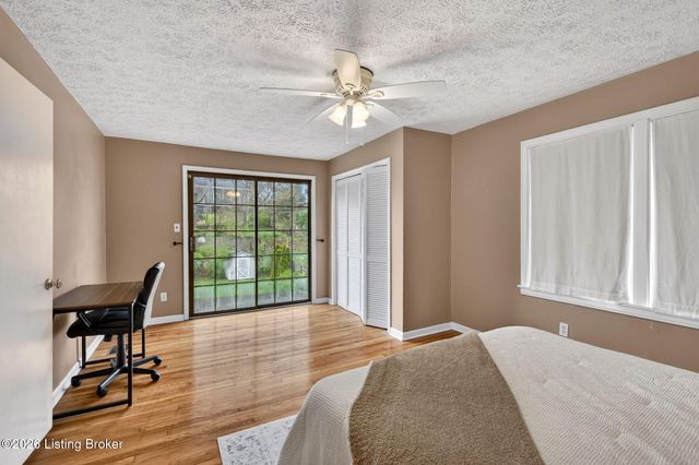 2222 Walterdale Terrace, Louisville, KY 40205