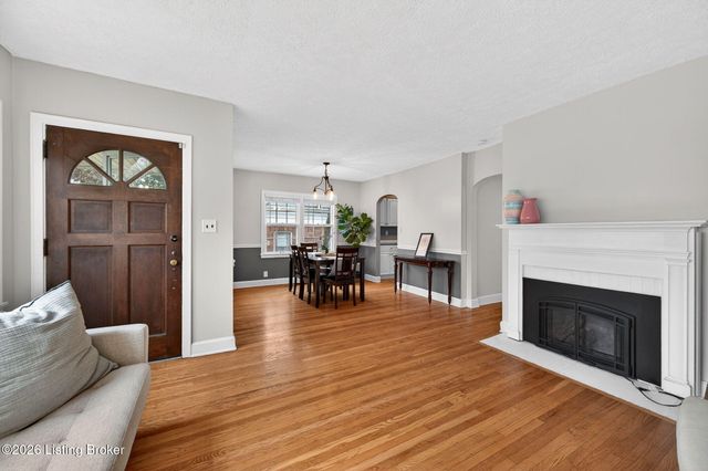 2222 Walterdale Terrace, Louisville, KY 40205