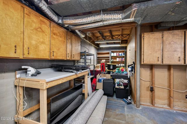 2222 Walterdale Terrace, Louisville, KY 40205