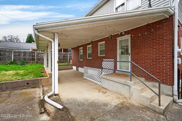 2222 Walterdale Terrace, Louisville, KY 40205