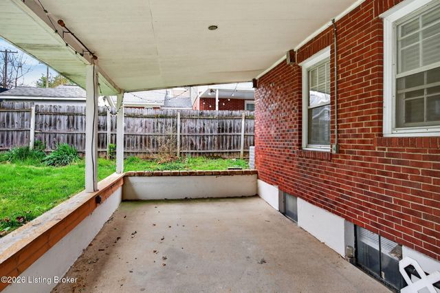 2222 Walterdale Terrace, Louisville, KY 40205