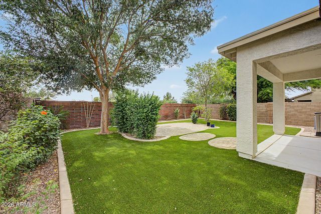 3879 E BRIDGEPORT Parkway, Gilbert, AZ 85295