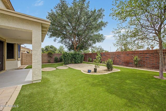 3879 E BRIDGEPORT Parkway, Gilbert, AZ 85295
