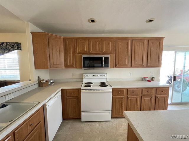 26196 N Tamarisk Street, Meadview, AZ 86444