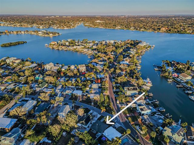 306 12TH AVENUE, Indian Rocks Beach, FL 33785