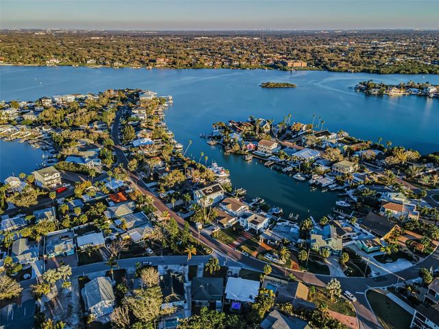 306 12TH AVENUE, Indian Rocks Beach, FL 33785