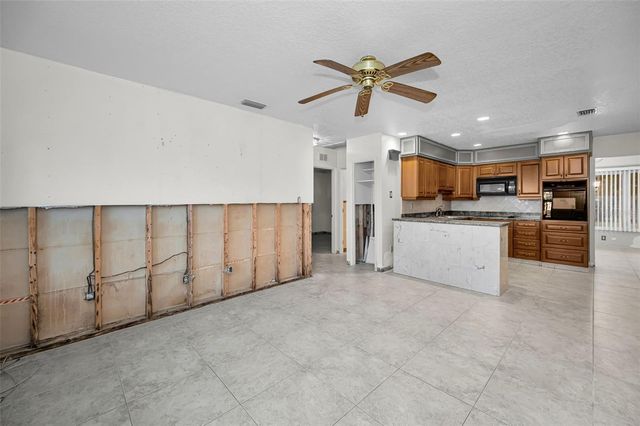 306 12TH AVENUE, Indian Rocks Beach, FL 33785