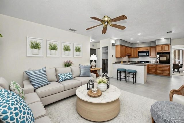 306 12TH AVENUE, Indian Rocks Beach, FL 33785