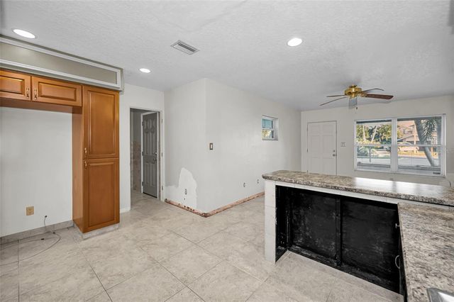 306 12TH AVENUE, Indian Rocks Beach, FL 33785