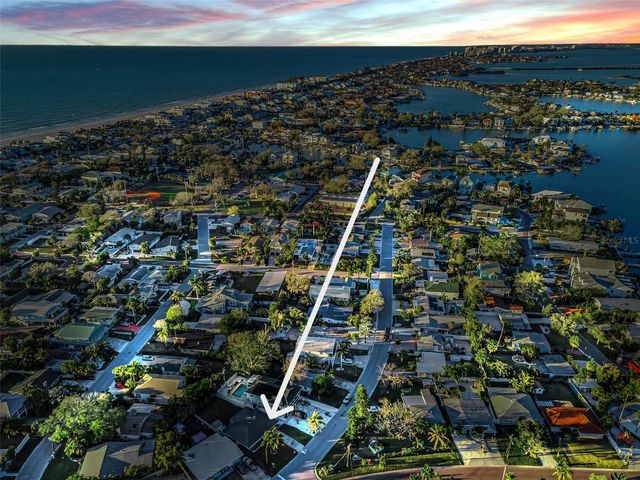 306 12TH AVENUE, Indian Rocks Beach, FL 33785