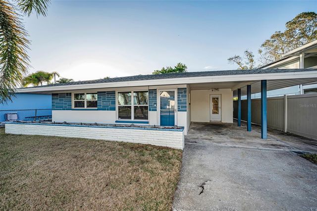 306 12TH AVENUE, Indian Rocks Beach, FL 33785