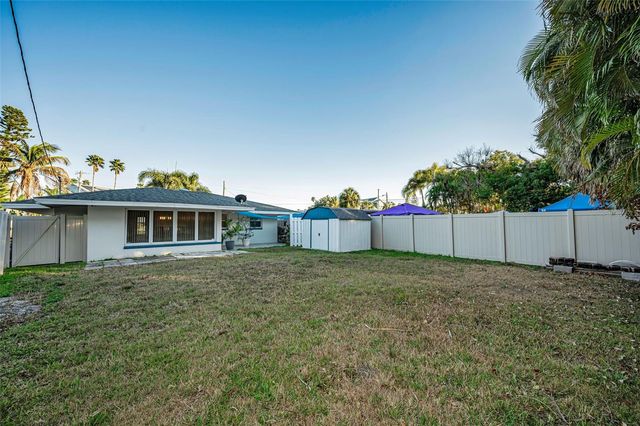 306 12TH AVENUE, Indian Rocks Beach, FL 33785