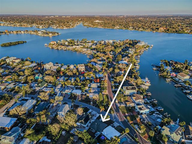 306 12TH AVENUE, Indian Rocks Beach, FL 33785