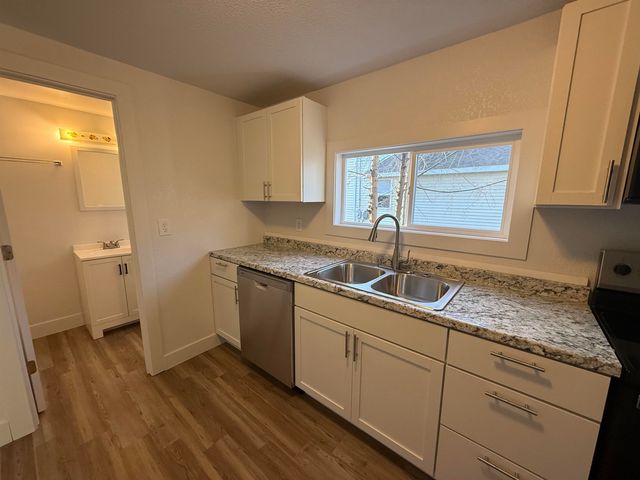 1012 S Lansing, Pleasant, MI 48858