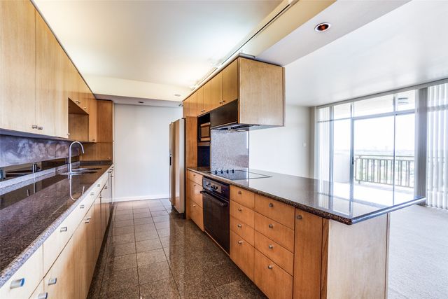 6211 W Northwest Highway 1401, Dallas, TX 75225