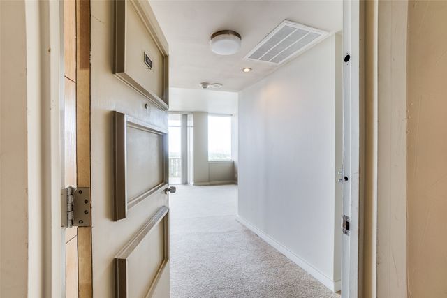 6211 W Northwest Highway 1401, Dallas, TX 75225