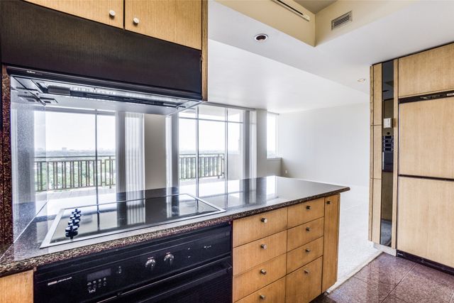 6211 W Northwest Highway 1401, Dallas, TX 75225