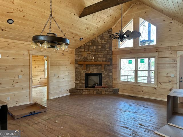 987 Myna Drive, Ellijay, GA 30540