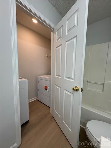 11586 Briddle Hall Court, Charlotte, NC 28214