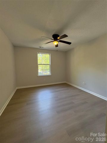 11586 Briddle Hall Court, Charlotte, NC 28214
