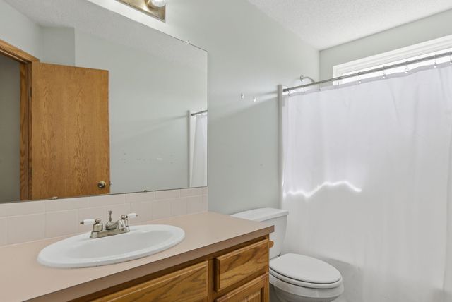 1835 S Covington Ct, Wichita, KS 67209