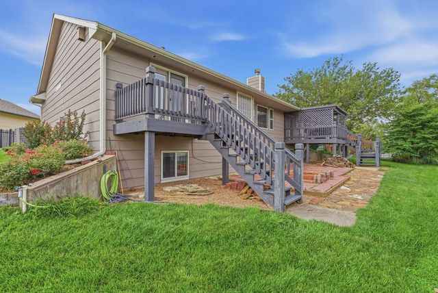1835 S Covington Ct, Wichita, KS 67209