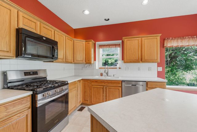 1835 S Covington Ct, Wichita, KS 67209