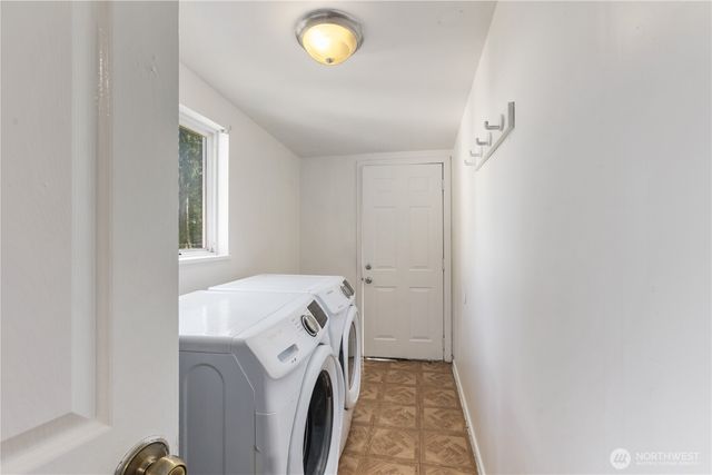 31368 13th Avenue S, Federal Way, WA 98003