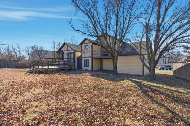 3590 N Cameron St, Wichita, KS 67226