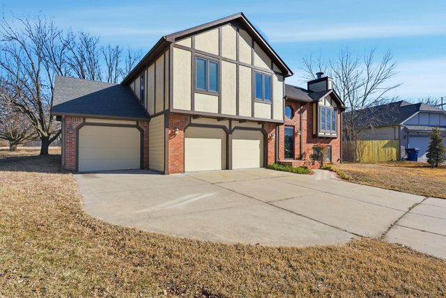 3590 N Cameron St, Wichita, KS 67226