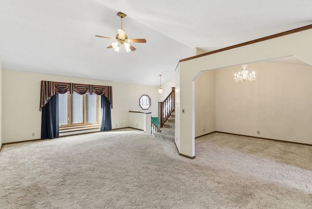 3590 N Cameron St, Wichita, KS 67226