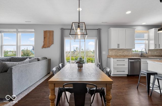 12630 Amber Star Drive, Noblesville, IN 46060