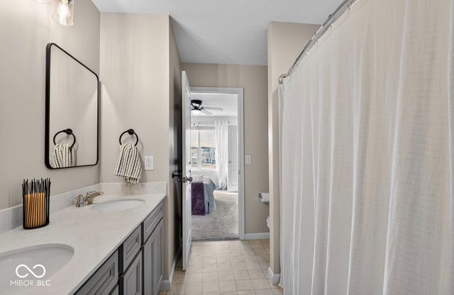 12630 Amber Star Drive, Noblesville, IN 46060