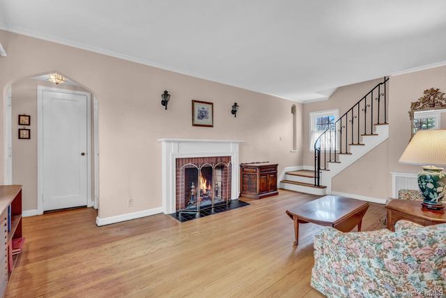 277 E Argyle Street, Valley Stream, NY 11580